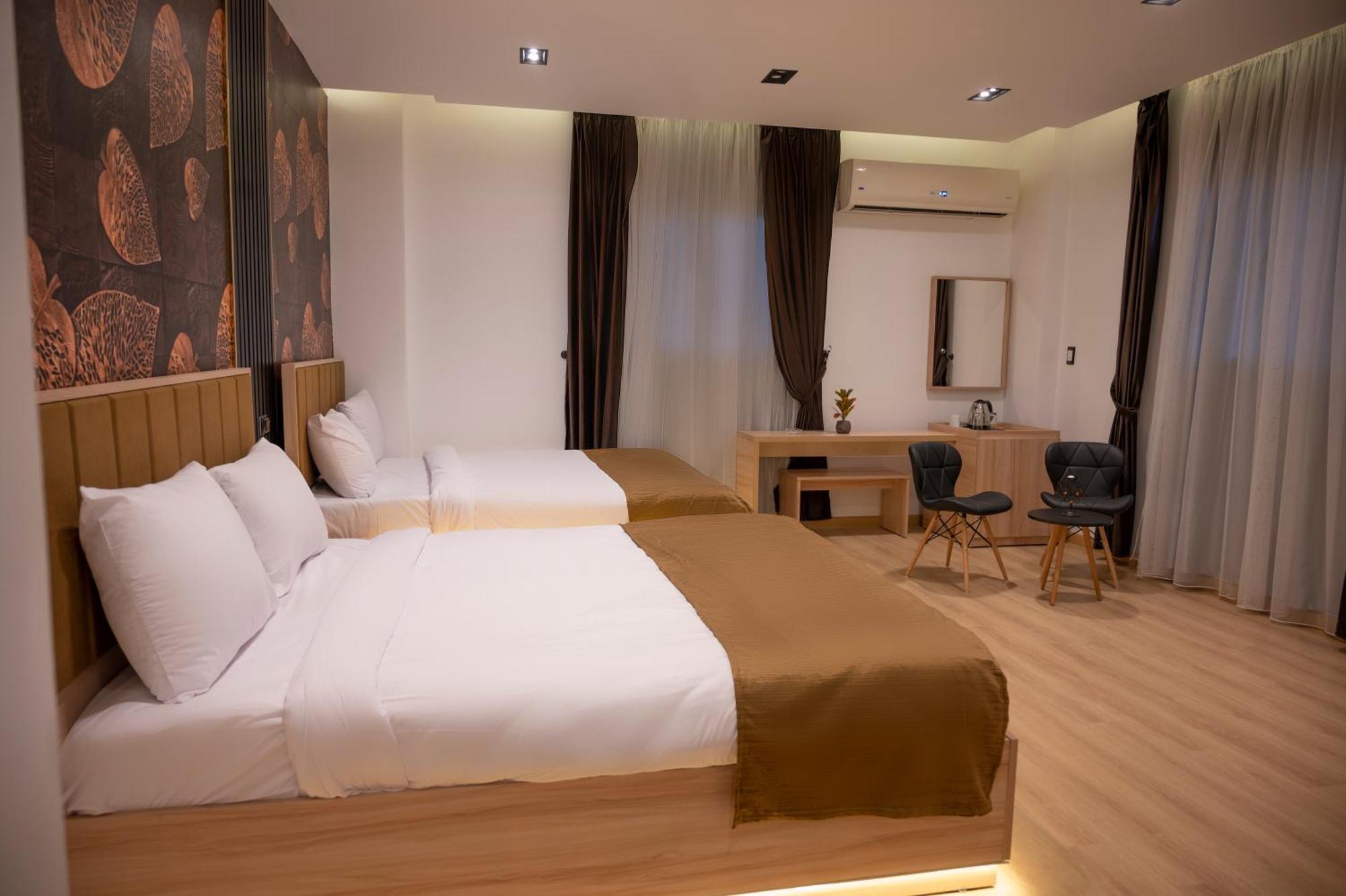 Palm Pyramids View Hotel Kafrat al Jabal Экстерьер фото