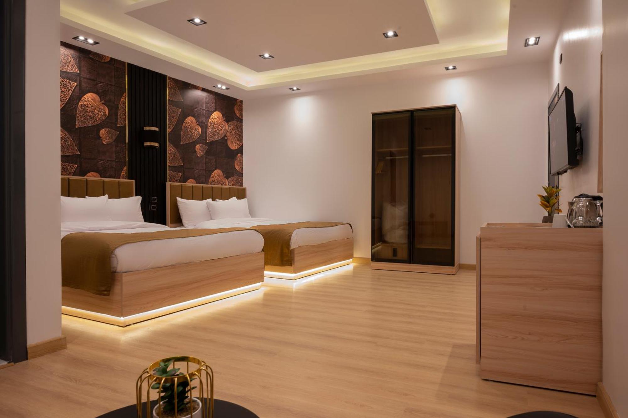 Palm Pyramids View Hotel Kafrat al Jabal Экстерьер фото
